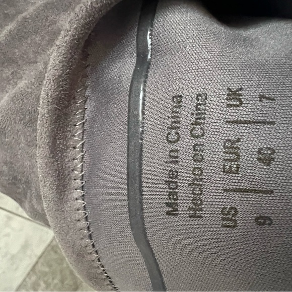 New over the knee suede like boots with back tie size 9 - Picture 5 of 5